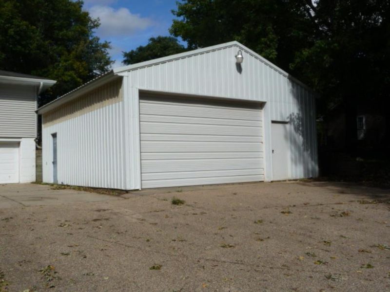 31475 Northfield Blvd, Northfield, MN 55057