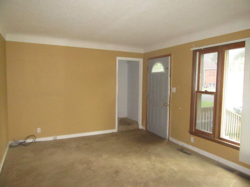 5441 Dupont Ave N, Brooklyn Center, MN 55430