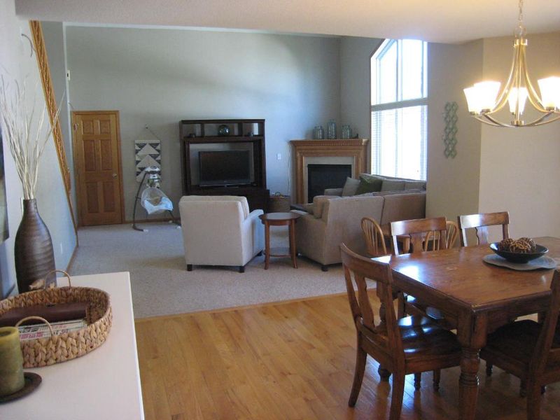 1156 Jadden Ln, Owatonna, MN 55060