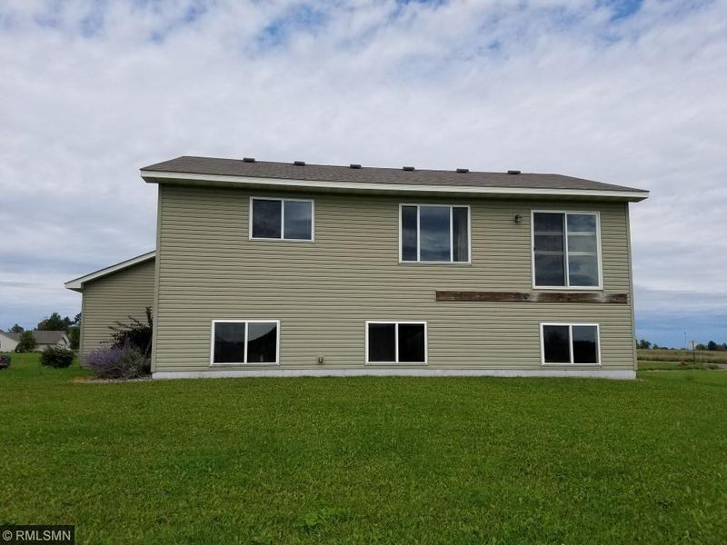 512 Jewell St, Mora, MN 55051