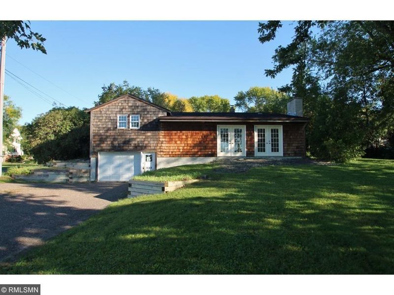 5648 Alder Rd, Mound, MN 55364