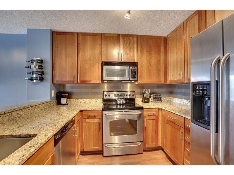 401 S 1st St #1404, Minneapolis, MN 55401