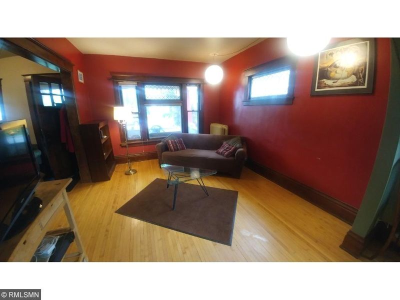 940 Charles Ave, Saint Paul, MN 55104