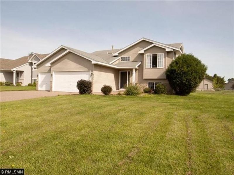 2743 232nd Ln NW, Saint Francis, MN 55070