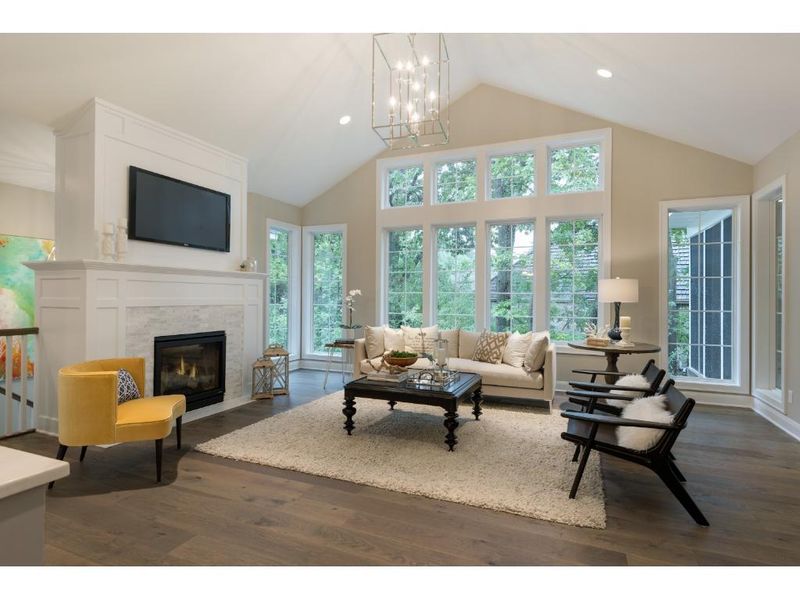 6601 Interlachen Blvd, Edina, MN 55436