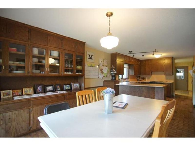 8065 59th St N, Lake Elmo, MN 55042