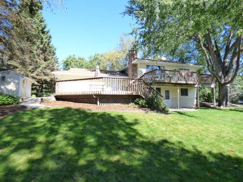 7186 142nd St W, Apple Valley, MN 55124