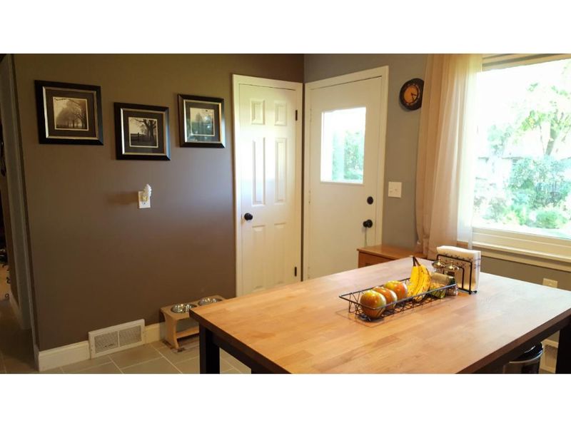 2009 Pine St, Hastings, MN 55033