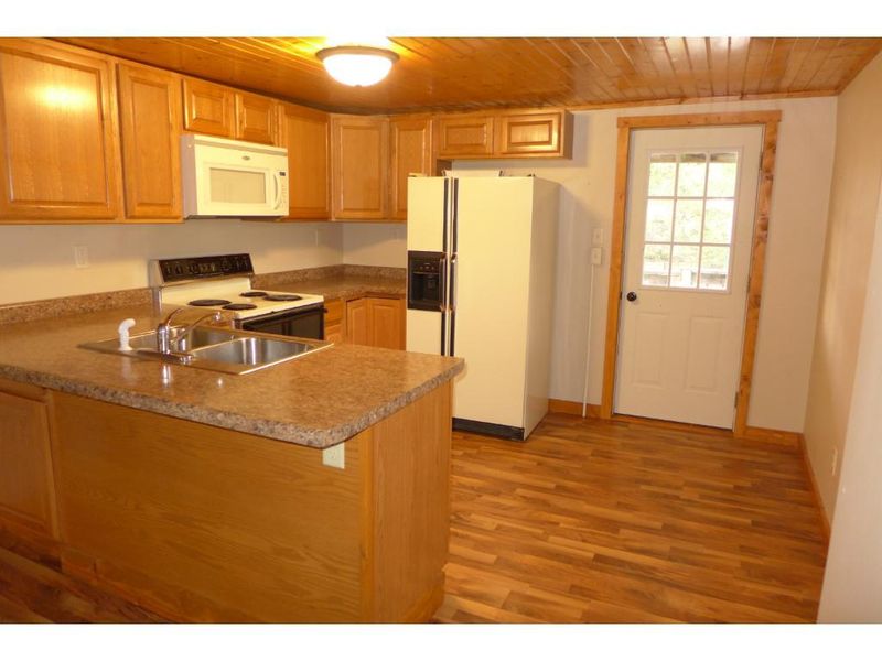 N6430 740th St, Beldenville, WI 54003