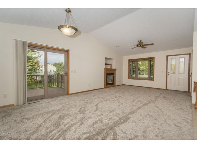 366 Cemetery Rd, River Falls, WI 54022