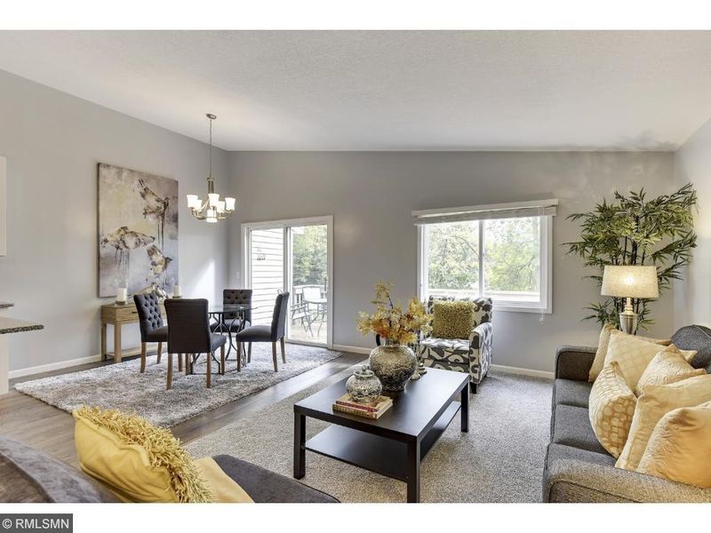 5373 Beachside Dr, Minnetonka, MN 55343