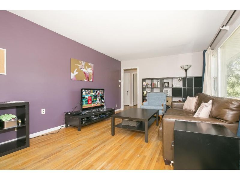 1610 Pennsylvania Ave S, Saint Louis Park, MN 55426