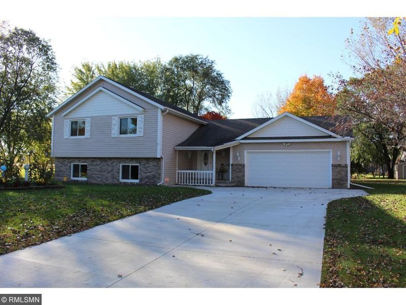 4110 Otley Rd, Saint Cloud, MN 56303