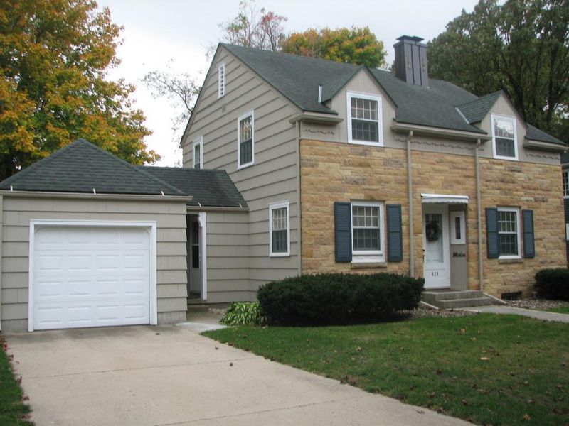 421 E Broadway St, Owatonna, MN 55060