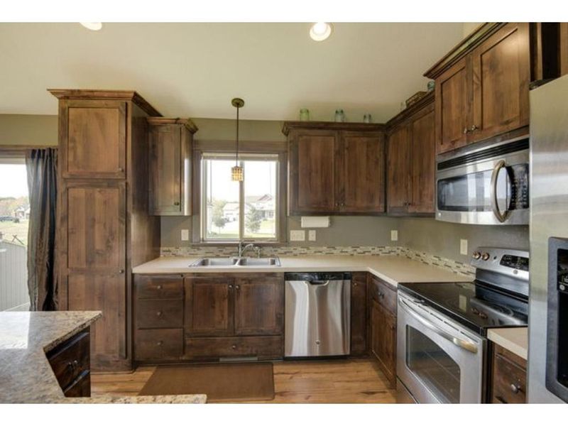 25888 Euclid Ave, Wyoming, MN 55092