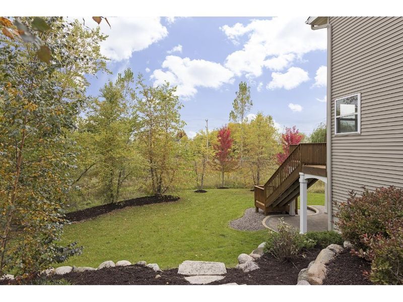17625 45th Ave N, Plymouth, MN 55446
