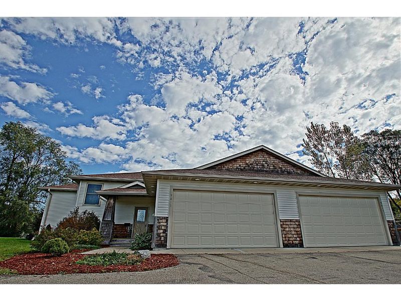 9817 Irving Ave S, Bloomington, MN 55431