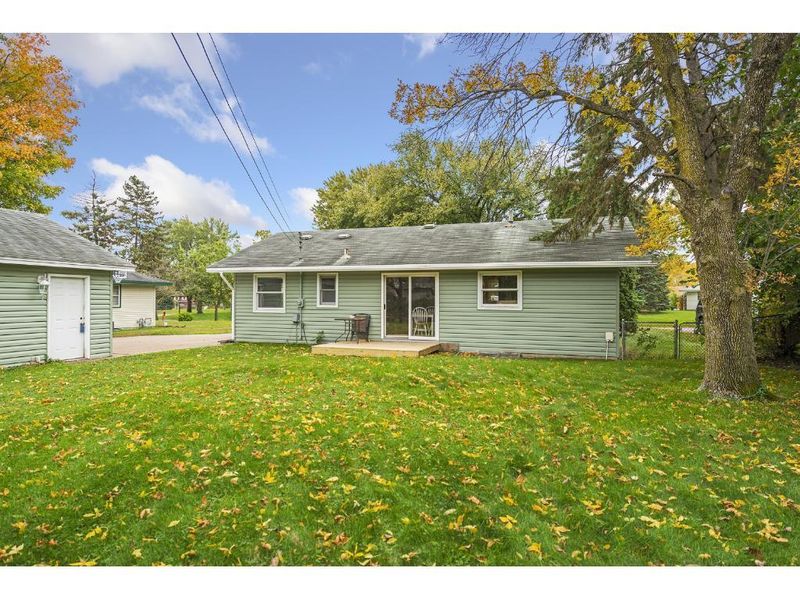2537 112th Ave NW, Coon Rapids, MN 55433