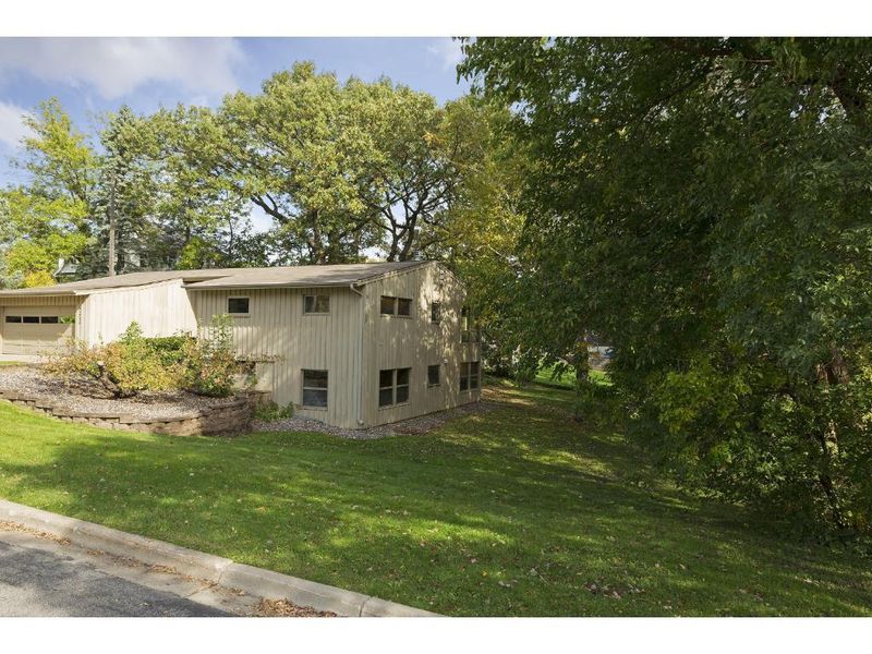 4253 Ottawa Ave S, Saint Louis Park, MN 55416