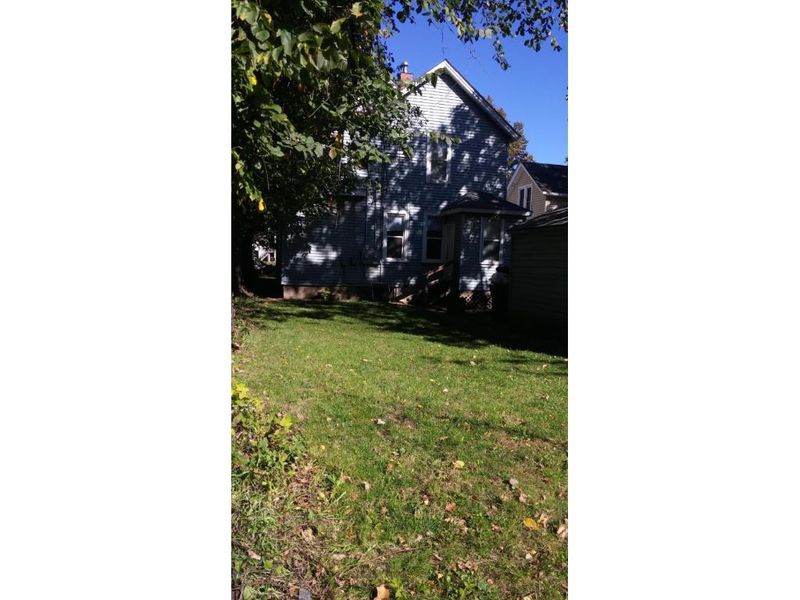 874 Fremont Ave, Saint Paul, MN 55106