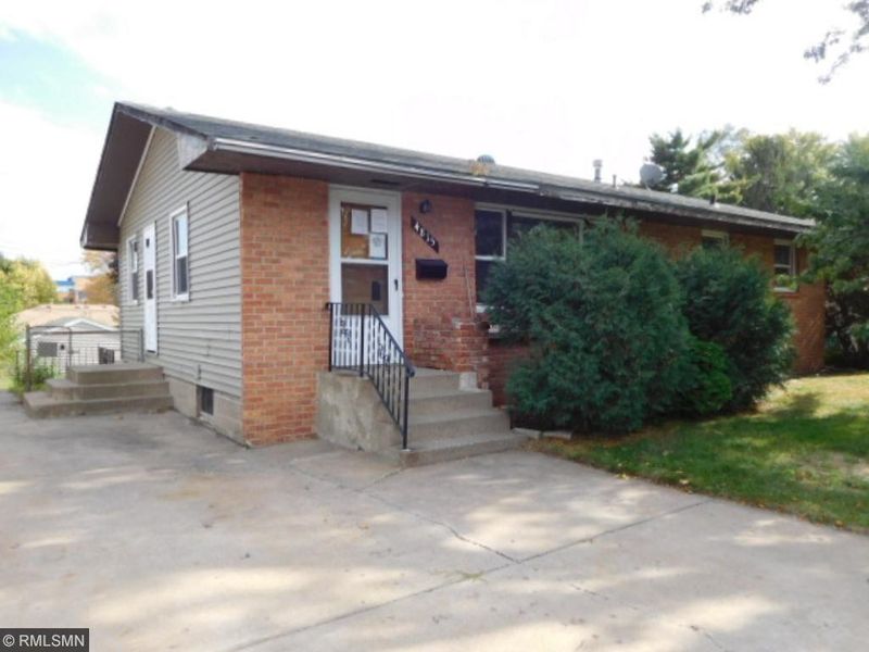 4815 Madison St NE, Columbia Heights, MN 55421