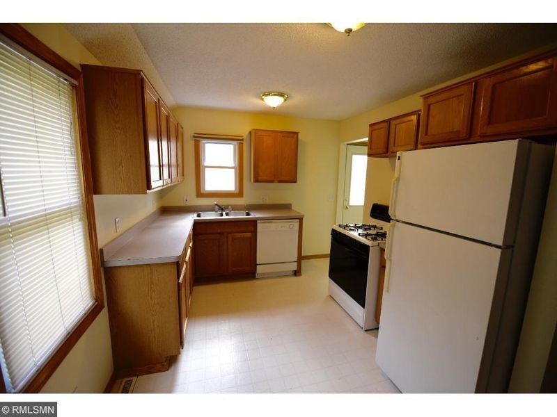 410 Madison Ave S, Hopkins, MN 55343