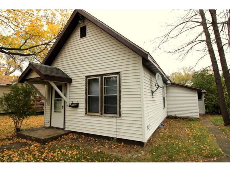 1112 4th Ave NE, Brainerd, MN 56401