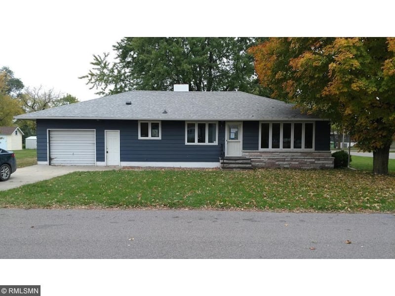 121 4th Ave W, New Munich, MN 56356