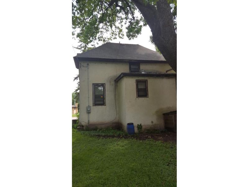 410 4th St SW, Montgomery, MN 56069