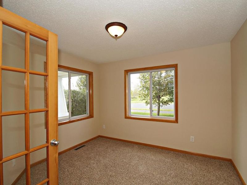 2349 Rushmore Rd, Hastings, MN 55033
