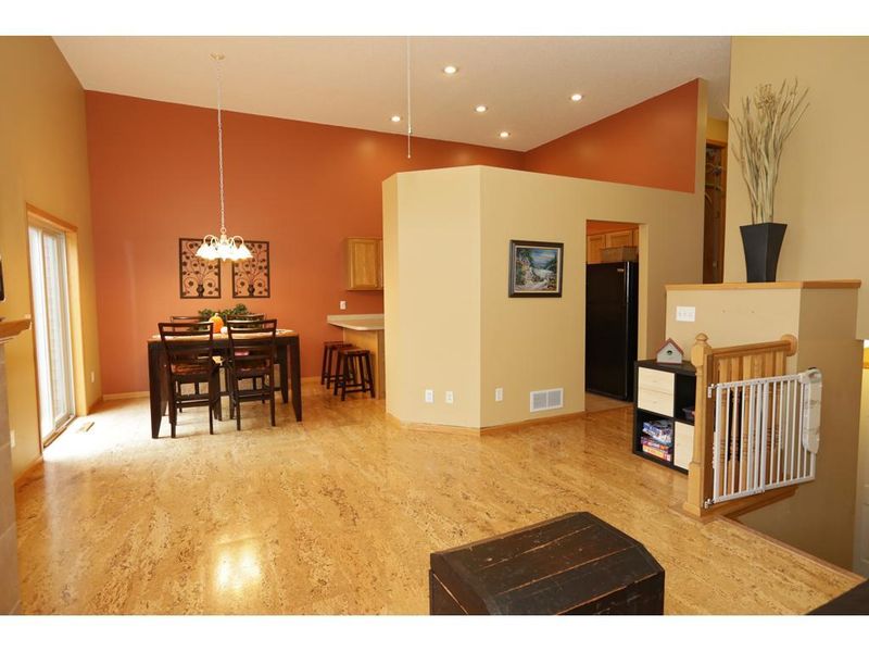 28 Lilac Ln, Farmington, MN 55024