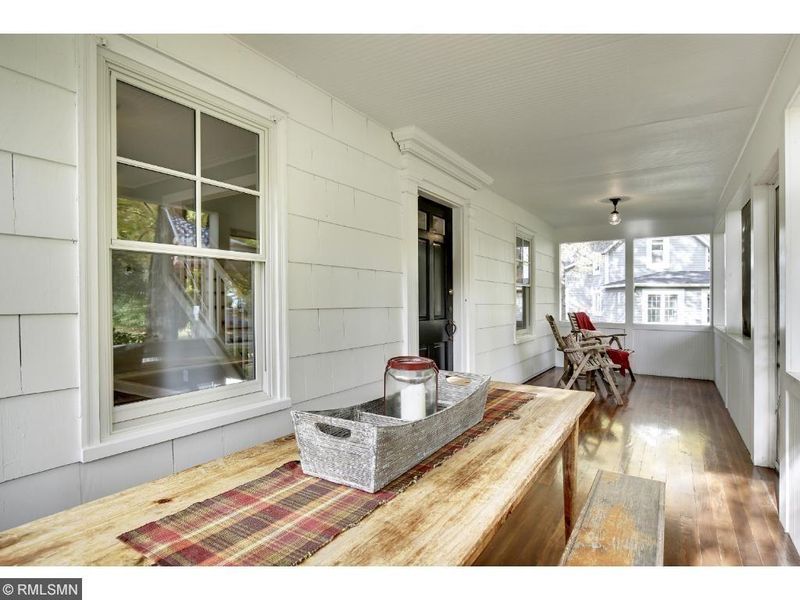 2327 Lafayette Rd, Wayzata, MN 55391