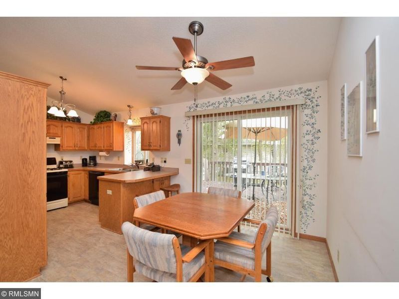 6182 Albert Ln, North Branch, MN 55056