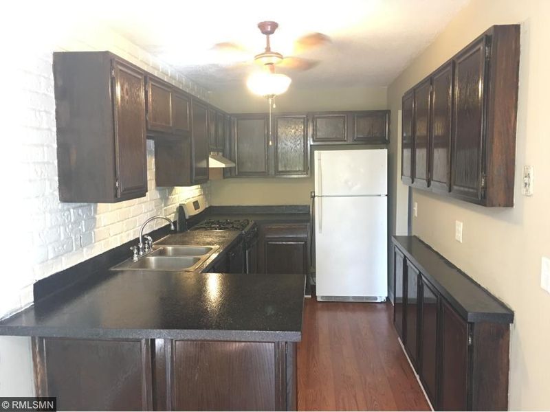 7000 Ives Ln N, Maple Grove, MN 55369