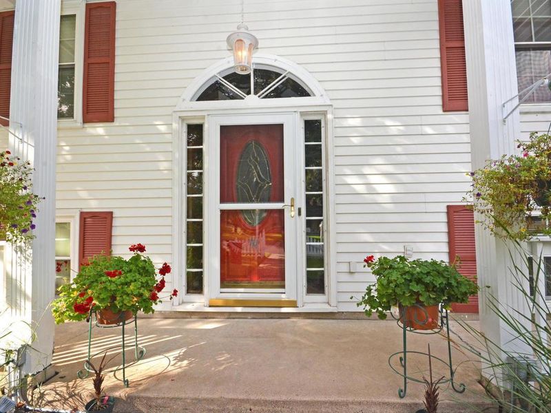 2400 Heimel St, South Saint Paul, MN 55075