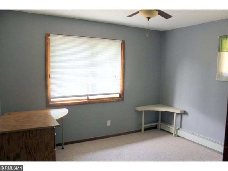 5218 Drummond Rd, Mound, MN 55364
