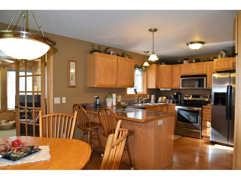 33906 Dancing Bear Dr, Crosslake, MN 56442