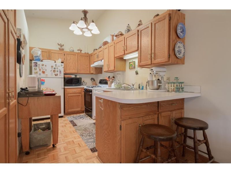 4304 Clemson Cir #B, Eagan, MN 55122