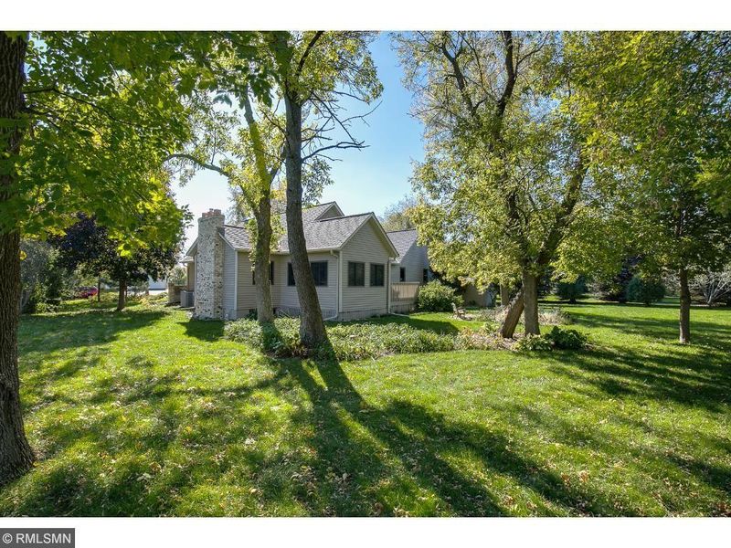 4516 Edinbrook Ter, Brooklyn Park, MN 55443