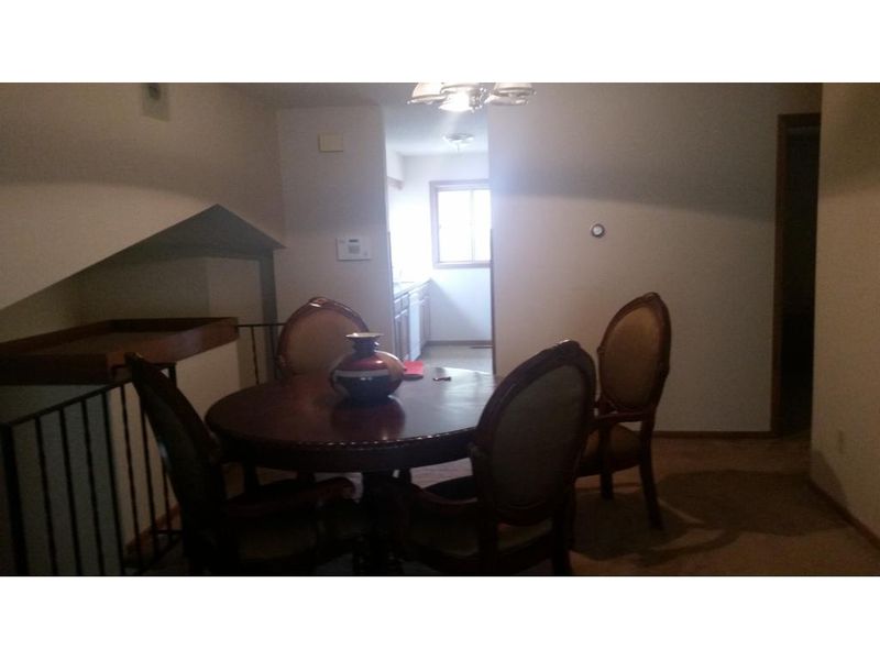 3506 Brookdale Dr N, Brooklyn Park, MN 55443