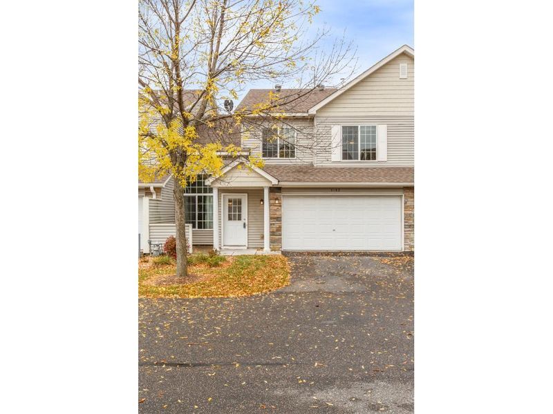 5182 207th St N, Forest Lake, MN 55025