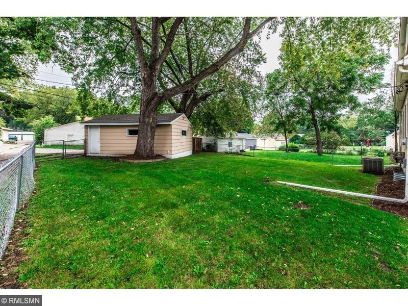 3546 Thomas Ave N, Minneapolis, MN 55412