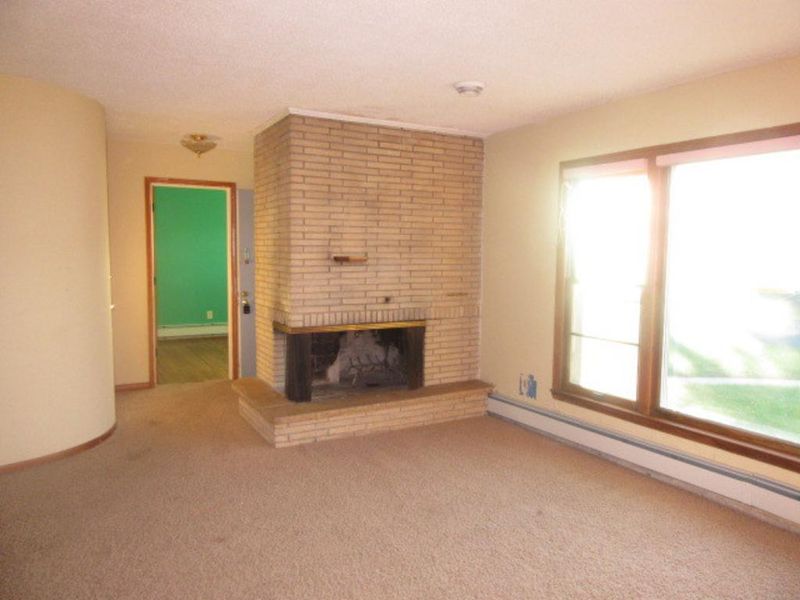 5030 Lilac Dr N, Brooklyn Center, MN 55429