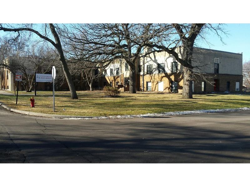 1795 Eustis St, Saint Paul, MN 55113