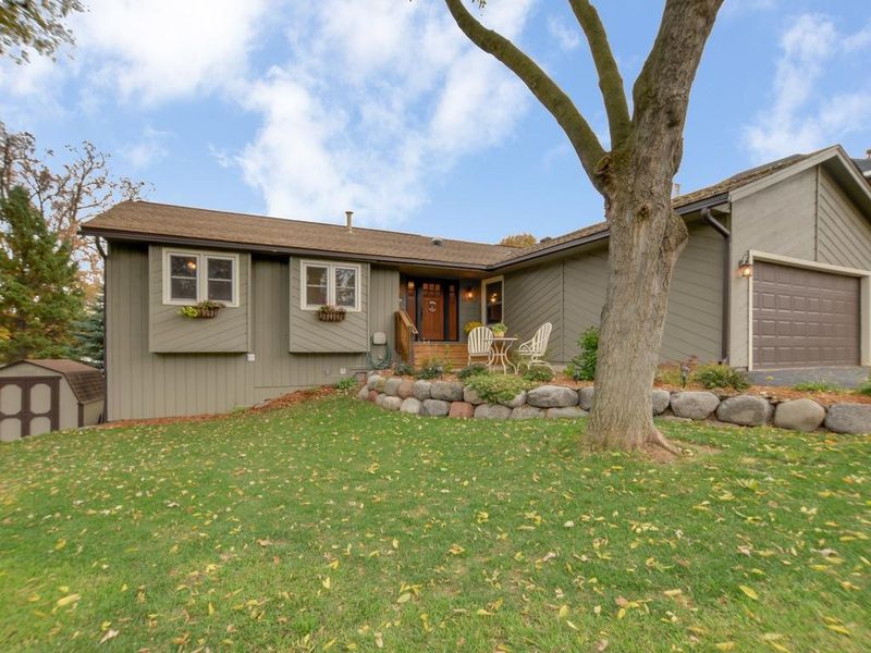 3189 Linden Cir NW, Prior Lake, MN 55372
