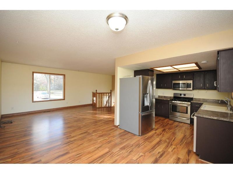 7646 214th St N, Forest Lake, MN 55025