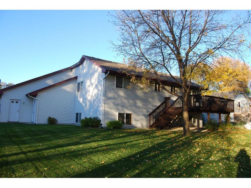 766 101st Ave NE, Blaine, MN 55434