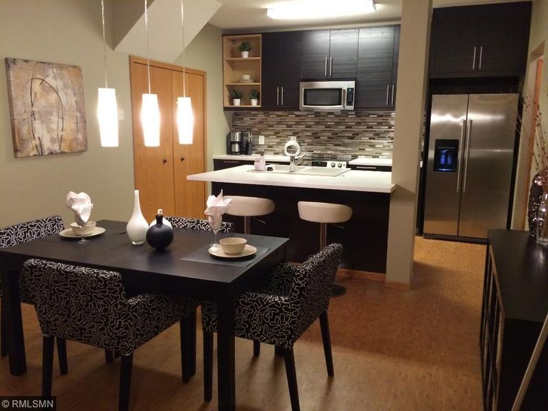 17836 Cobblestone Way, Eden Prairie, MN 55347