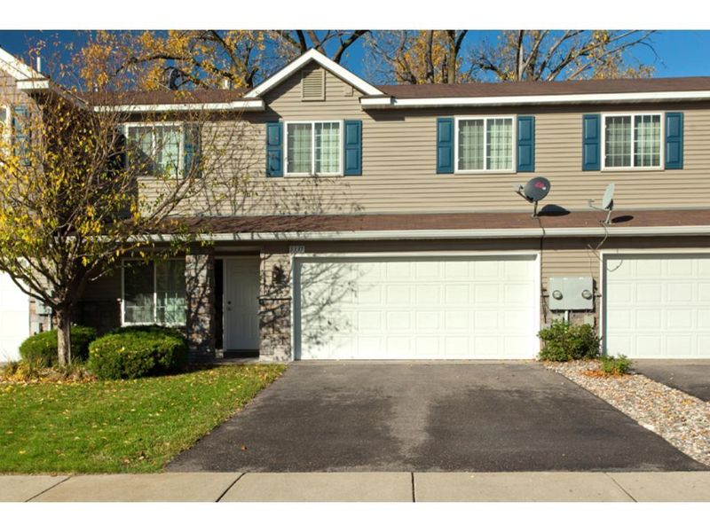3337 Jansen Way, Vadnais Heights, MN 55127