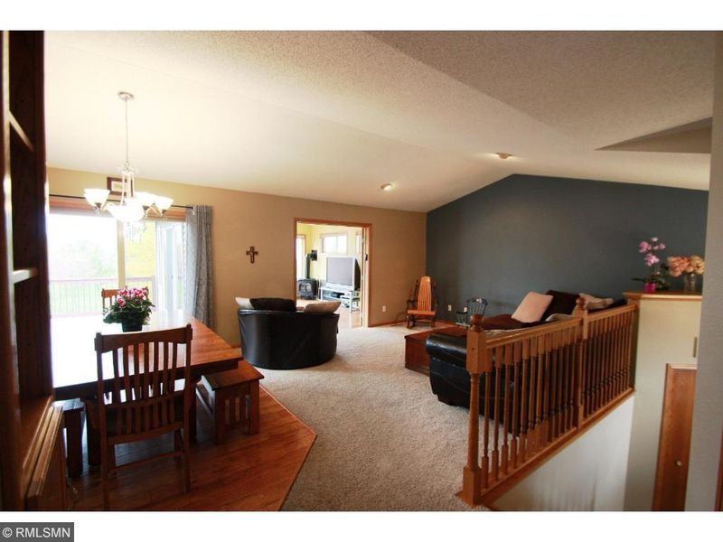 1310 Boulder Ct, Sauk Rapids, MN 56379